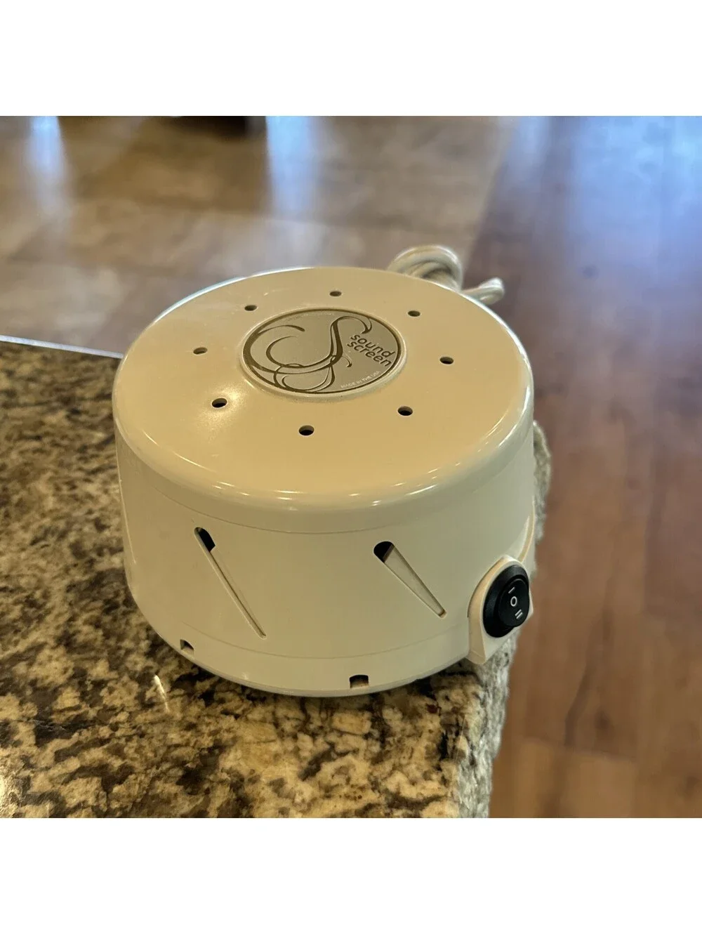 Marpac Sleepmate Model 980 A White Noise Sound Screen Machine
